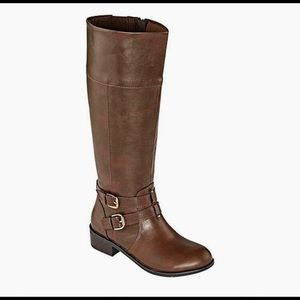 Riding boots